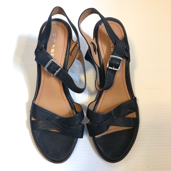 Trask Summer Black Washed Calfskin Cone Heels - Picture 4 of 12